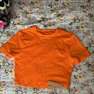 NWT SIGNATURE SKIMS SWIM T-SHIRT, SZ Small